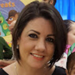 Meet your Posher, Deyanira